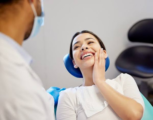 patient with orthodontist